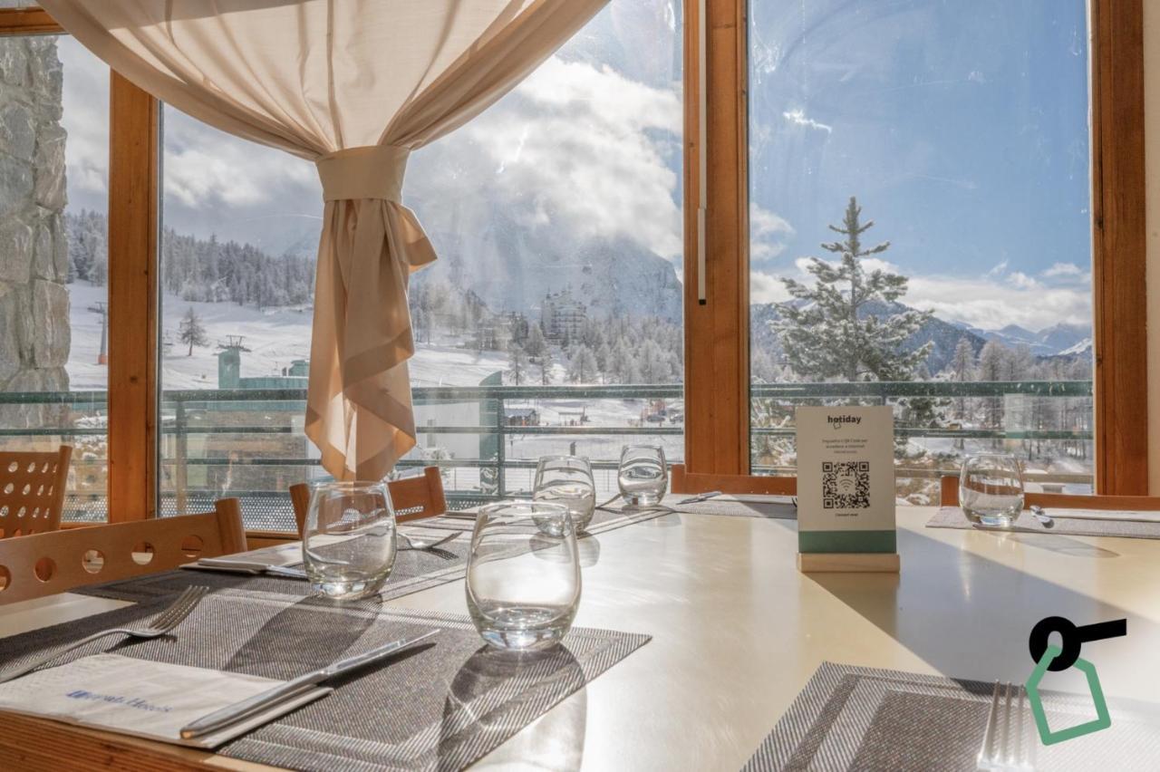 Hotiday Hotel Sestriere Colle Sestriere Exterior foto